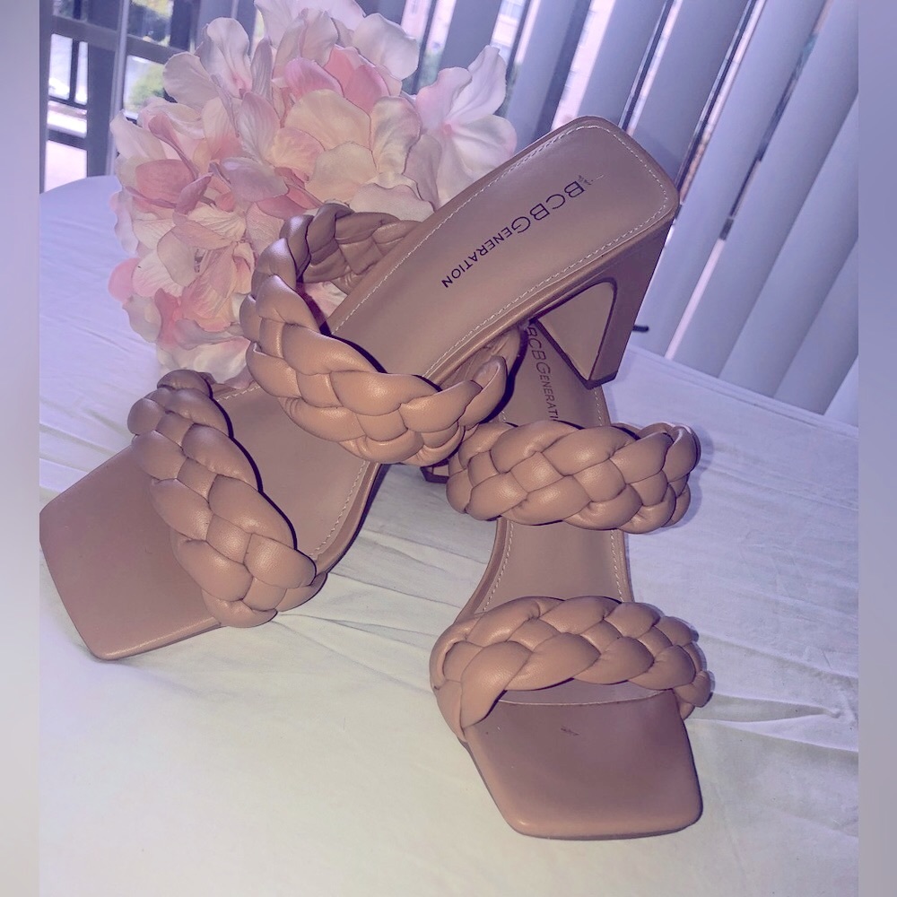 BCBGeneration Women’s Finaa Sandal